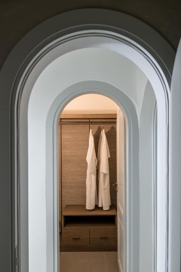 Enigma Suites Φηρά Εξωτερικό φωτογραφία