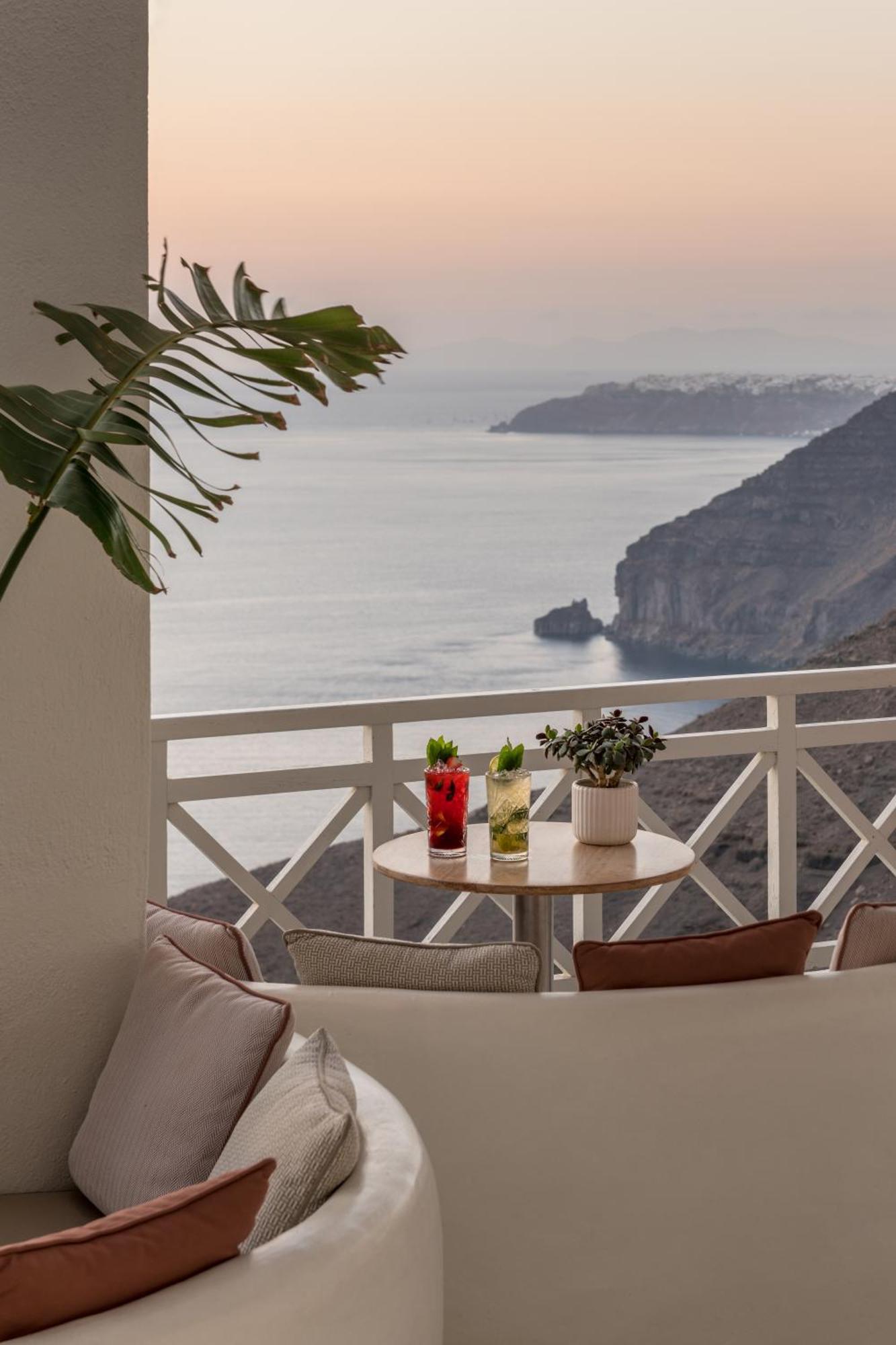 Enigma Suites Φηρά Εξωτερικό φωτογραφία