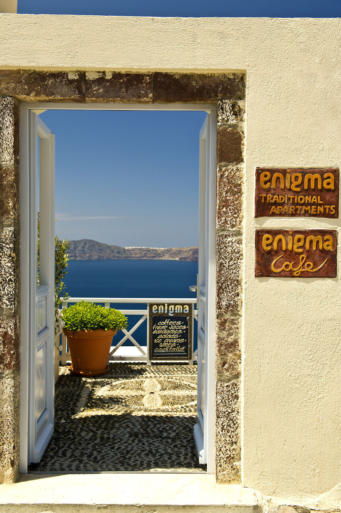 Enigma Suites Φηρά Εξωτερικό φωτογραφία